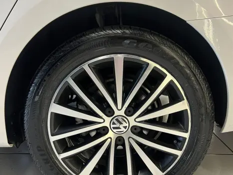 VOLKSWAGEN Jetta 2.0 4P TSI HIGHLINE 211 CV AUTOM�TICO, Foto 5