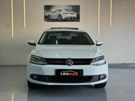 VOLKSWAGEN Jetta 2.0 4P COMFORTLINE TIPTRONIC AUTOM�TICO, Foto 2