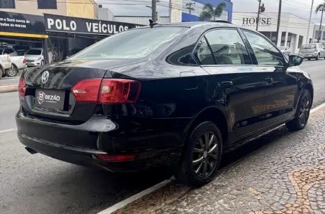 VOLKSWAGEN Jetta 2.0 4P FLEX COMFORTLINE TIPTRONIC AUTOM�TICO, Foto 3