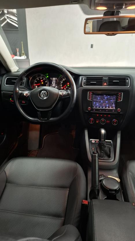 VOLKSWAGEN Jetta 2.0 4P FLEX COMFORTLINE TIPTRONIC AUTOM�TICO, Foto 8
