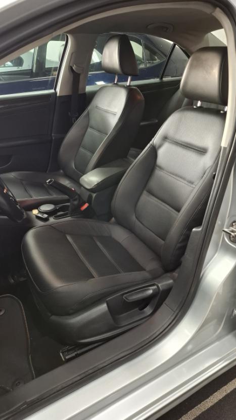 VOLKSWAGEN Jetta 2.0 4P FLEX COMFORTLINE TIPTRONIC AUTOM�TICO, Foto 9