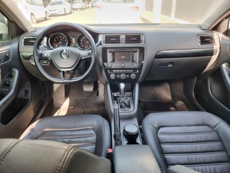 VOLKSWAGEN Jetta 2.0 4P TSI HIGHLINE 211 CV AUTOM�TICO, Foto 9