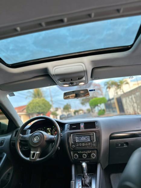 VOLKSWAGEN Jetta 2.0 4P FLEX AUTOM�TICO, Foto 3