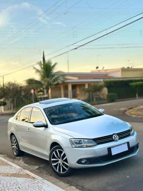 VOLKSWAGEN Jetta 2.0 4P FLEX AUTOM�TICO, Foto 6