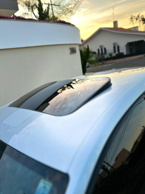 VOLKSWAGEN Jetta 2.0 4P FLEX AUTOM�TICO, Foto 10