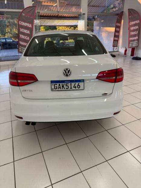 VOLKSWAGEN Jetta 2.0 4P FLEX AUTOM�TICO, Foto 3