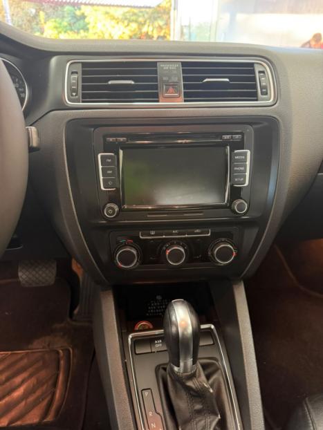 VOLKSWAGEN Jetta 2.0 4P FLEX AUTOM�TICO, Foto 11