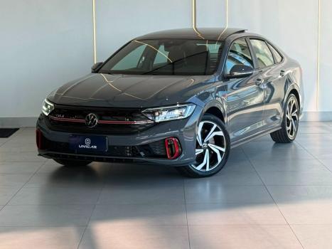 VOLKSWAGEN Jetta 2.0 4P 350 TSI GLI AUTOM�TICO DSG, Foto 3