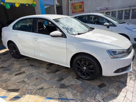 VOLKSWAGEN Jetta 2.0 4P COMFORTLINE FLEX, Foto 1