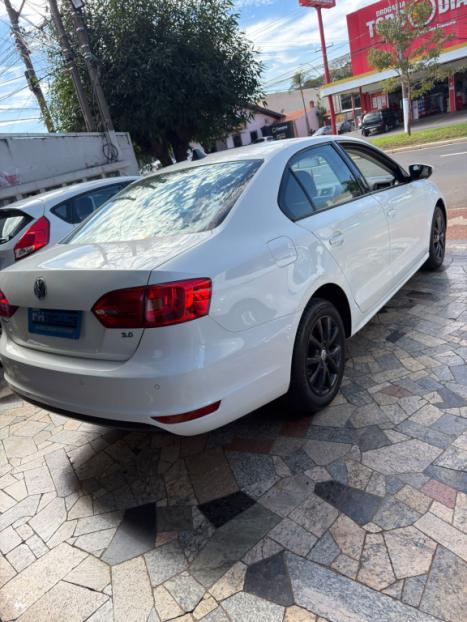 VOLKSWAGEN Jetta 2.0 4P COMFORTLINE FLEX, Foto 4