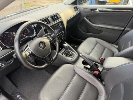 VOLKSWAGEN Jetta 2.0 4P TSI HIGHLINE 211 CV AUTOM�TICO, Foto 18