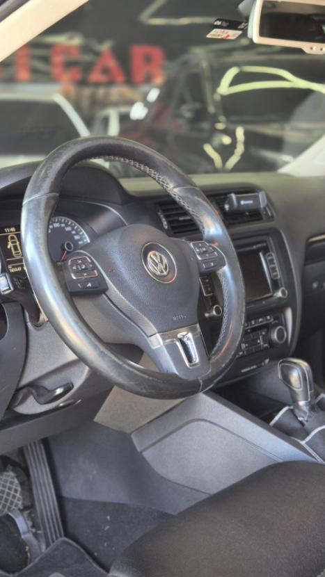 VOLKSWAGEN Jetta 2.0 4P FLEX COMFORTLINE TIPTRONIC AUTOM�TICO, Foto 12