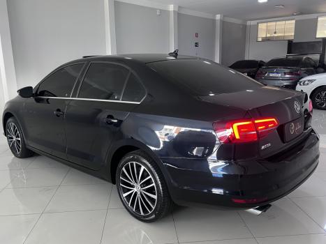 VOLKSWAGEN Jetta 2.0 4P TSI HIGHLINE 211 CV AUTOM�TICO, Foto 2
