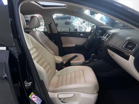 VOLKSWAGEN Jetta 2.0 4P TSI HIGHLINE 211 CV AUTOM�TICO, Foto 6