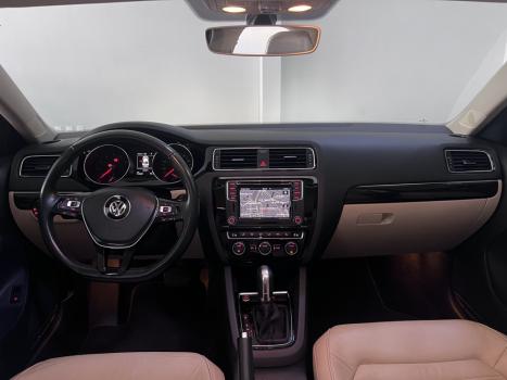 VOLKSWAGEN Jetta 2.0 4P TSI HIGHLINE 211 CV AUTOM�TICO, Foto 9