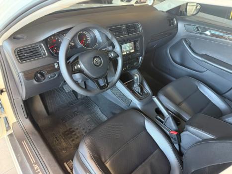 VOLKSWAGEN Jetta 2.0 4P FLEX COMFORTLINE TIPTRONIC AUTOM�TICO, Foto 10