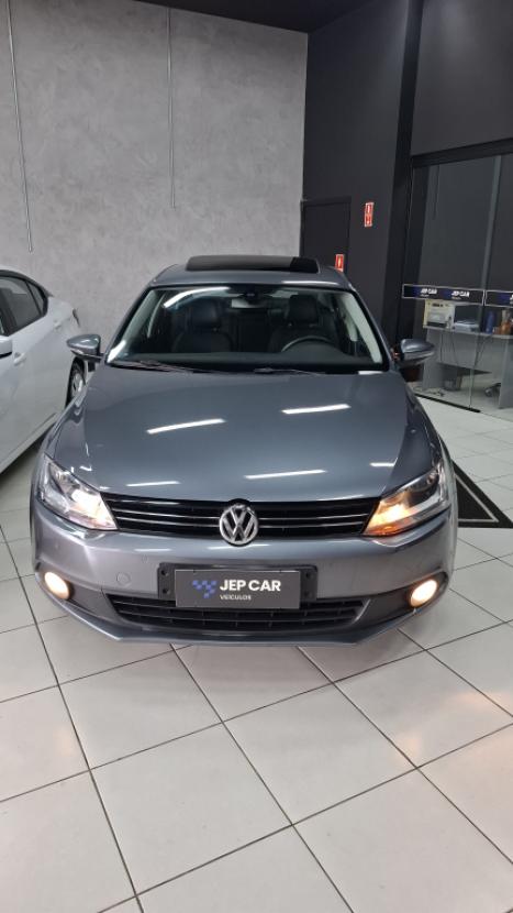 VOLKSWAGEN Jetta 2.0 4P FLEX COMFORTLINE TIPTRONIC AUTOM�TICO, Foto 2
