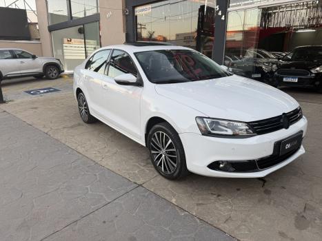 VOLKSWAGEN Jetta 2.0 4P TSI HIGHLINE 200 CV AUTOM�TICO, Foto 2