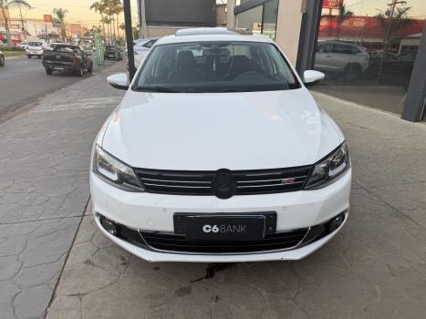 VOLKSWAGEN Jetta 2.0 4P TSI HIGHLINE 200 CV AUTOM�TICO, Foto 3