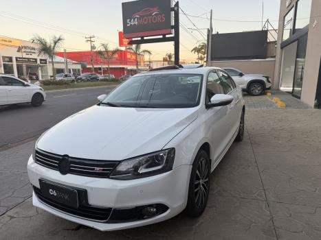 VOLKSWAGEN Jetta 2.0 4P TSI HIGHLINE 200 CV AUTOM�TICO, Foto 4