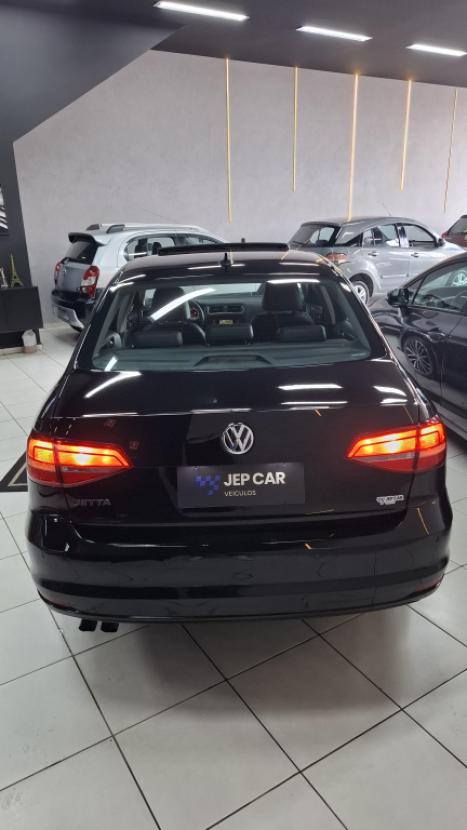 VOLKSWAGEN Jetta 2.0 4P FLEX COMFORTLINE TIPTRONIC AUTOM�TICO, Foto 5