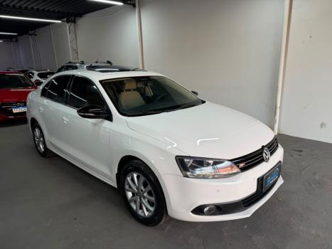 VOLKSWAGEN Jetta 2.0 4P FLEX COMFORTLINE TIPTRONIC AUTOM�TICO, Foto 4