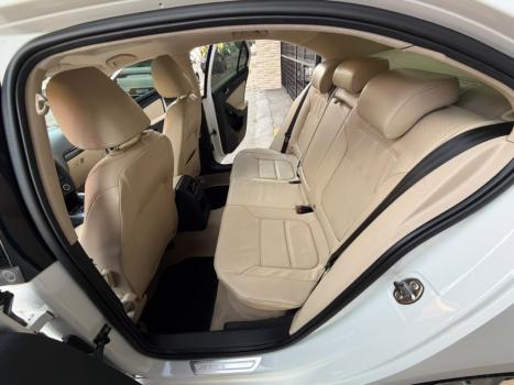 VOLKSWAGEN Jetta 2.0 4P FLEX COMFORTLINE TIPTRONIC AUTOM�TICO, Foto 18