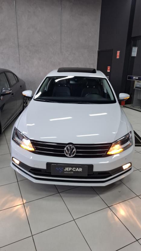 VOLKSWAGEN Jetta 2.0 4P FLEX COMFORTLINE TIPTRONIC AUTOM�TICO, Foto 2
