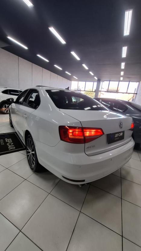 VOLKSWAGEN Jetta 2.0 4P FLEX COMFORTLINE TIPTRONIC AUTOM�TICO, Foto 6