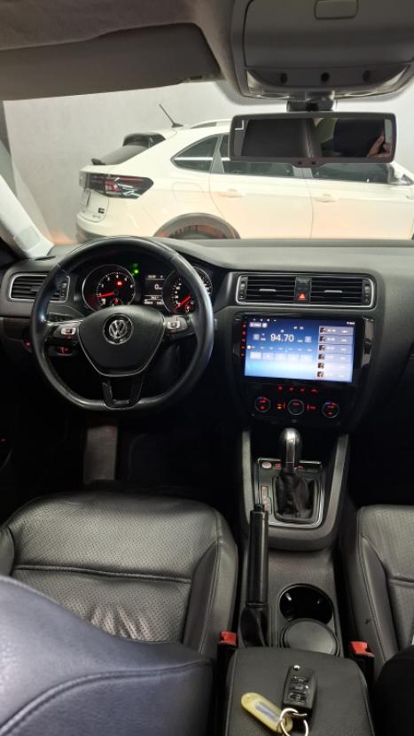 VOLKSWAGEN Jetta 2.0 4P FLEX COMFORTLINE TIPTRONIC AUTOM�TICO, Foto 8