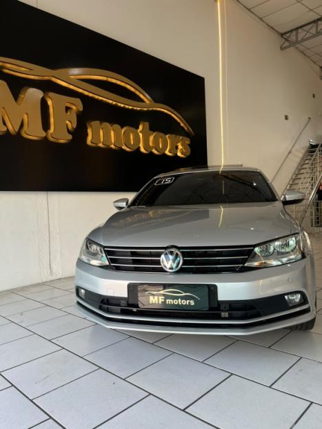 VOLKSWAGEN Jetta 2.0 4P COMFORTLINE TIPTRONIC AUTOM�TICO, Foto 2