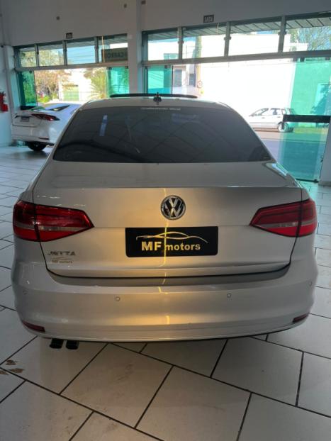 VOLKSWAGEN Jetta 2.0 4P COMFORTLINE TIPTRONIC AUTOM�TICO, Foto 3