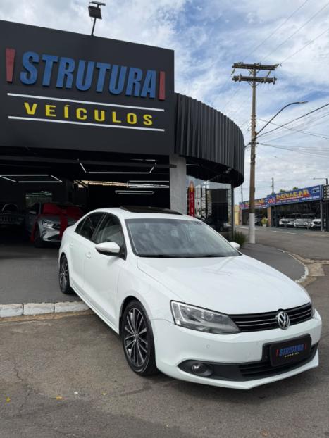 VOLKSWAGEN Jetta 2.0 4P COMFORTLINE TIPTRONIC AUTOM�TICO, Foto 1