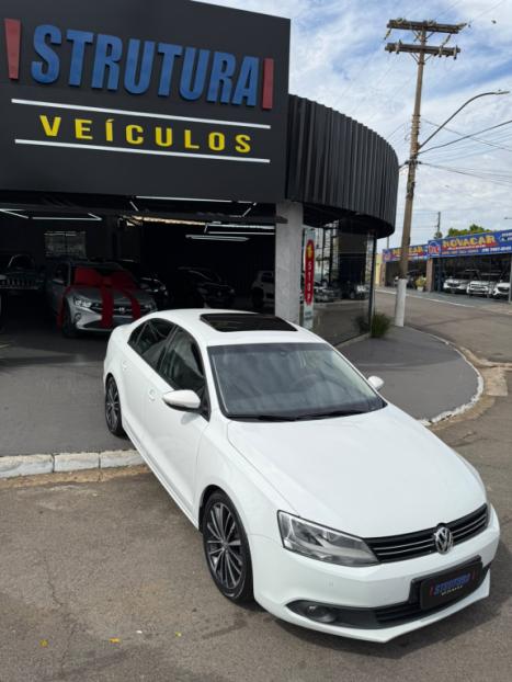 VOLKSWAGEN Jetta 2.0 4P COMFORTLINE TIPTRONIC AUTOM�TICO, Foto 12