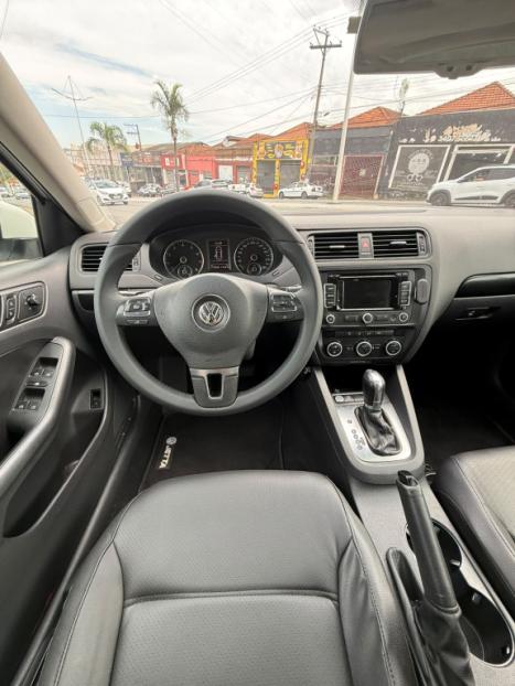 VOLKSWAGEN Jetta 2.0 4P COMFORTLINE TIPTRONIC AUTOM�TICO, Foto 17