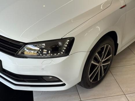VOLKSWAGEN Jetta 2.0 4P TSI HIGHLINE 211 CV AUTOM�TICO, Foto 2