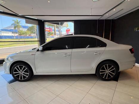 VOLKSWAGEN Jetta 2.0 4P TSI HIGHLINE 211 CV AUTOM�TICO, Foto 4