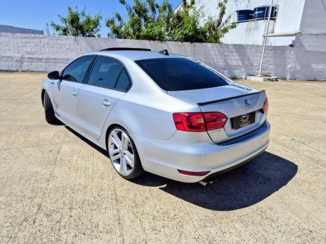 VOLKSWAGEN Jetta 2.0 4P FLEX COMFORTLINE TIPTRONIC AUTOM�TICO, Foto 5