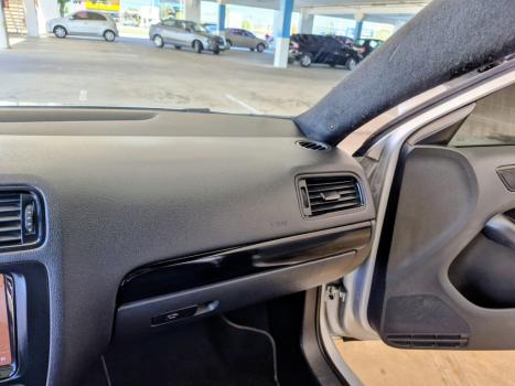 VOLKSWAGEN Jetta 2.0 4P FLEX COMFORTLINE TIPTRONIC AUTOM�TICO, Foto 11
