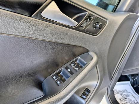 VOLKSWAGEN Jetta 2.0 4P FLEX COMFORTLINE TIPTRONIC AUTOM�TICO, Foto 13