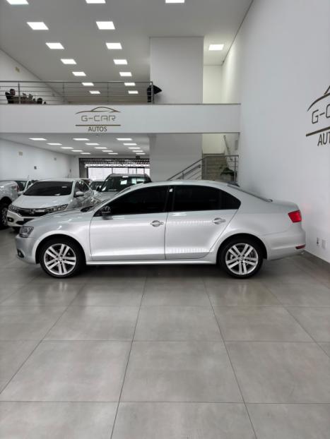 VOLKSWAGEN Jetta 2.0 4P COMFORTLINE FLEX, Foto 3