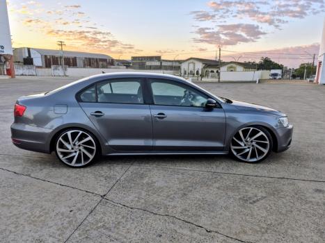 VOLKSWAGEN Jetta 2.0 4P FLEX COMFORTLINE TIPTRONIC AUTOM�TICO, Foto 3