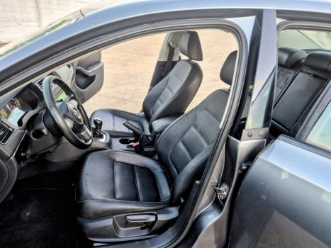 VOLKSWAGEN Jetta 2.0 4P FLEX COMFORTLINE TIPTRONIC AUTOM�TICO, Foto 10