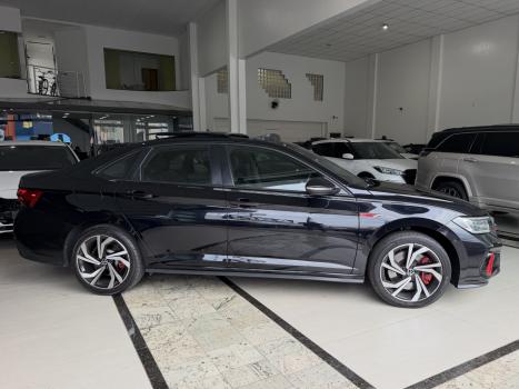 VOLKSWAGEN Jetta 2.0 4P 350 TSI GLI AUTOMÁTICO DSG, Foto 3