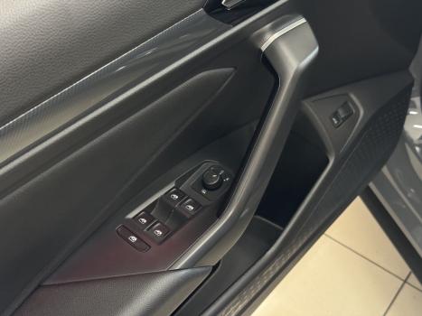 VOLKSWAGEN Jetta 2.0 4P 350 TSI GLI AUTOMÁTICO DSG, Foto 14