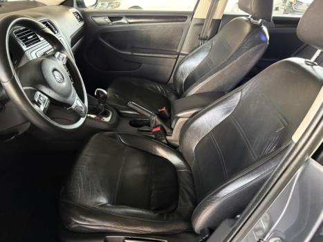 VOLKSWAGEN Jetta 2.0 4P COMFORTLINE FLEX, Foto 8