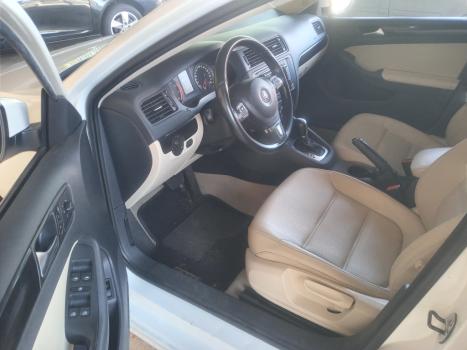 VOLKSWAGEN Jetta 2.0 4P COMFORTLINE TIPTRONIC AUTOMÁTICO, Foto 8