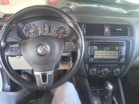VOLKSWAGEN Jetta 2.0 4P COMFORTLINE TIPTRONIC AUTOMÁTICO, Foto 11