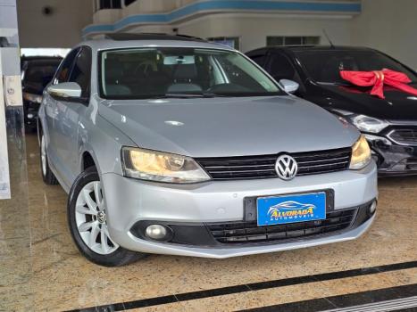 VOLKSWAGEN Jetta 2.0 4P FLEX COMFORTLINE TIPTRONIC AUTOMÁTICO, Foto 2