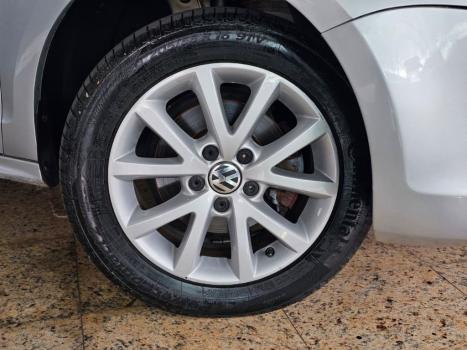 VOLKSWAGEN Jetta 2.0 4P FLEX COMFORTLINE TIPTRONIC AUTOMÁTICO, Foto 6